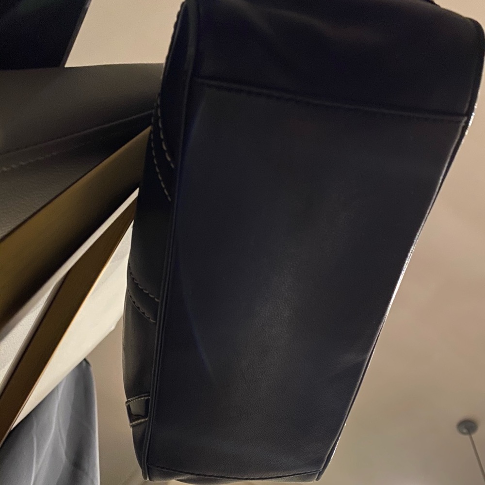 Authentic Leather Coach bag - Picture 5 of 5